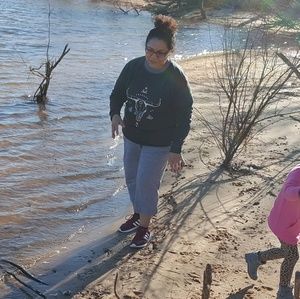 Meet your Posher, Liza